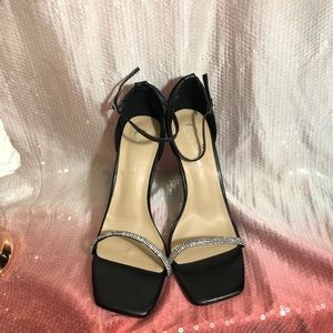 Journee collection Zoya Heels women’s size 9.5 black
